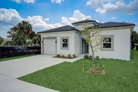 1922 NW 9th St, Pompano Beach, FL 33069