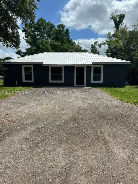 227 S Osceola Ave, Arcadia, FL 34266