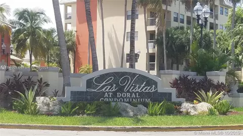 8255 Lake Dr #204, Doral, FL 33166