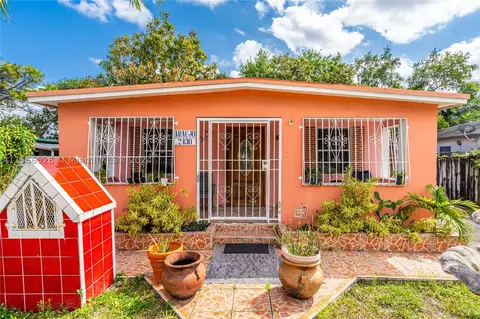 2430 NW 99th Ter, Miami, FL 33147