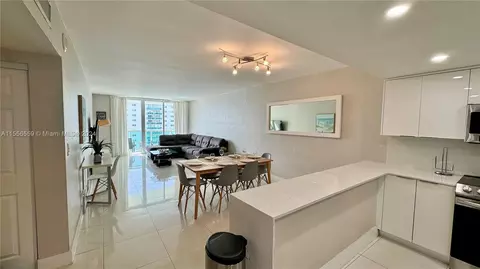 19370 Collins Ave #1402, Sunny Isles Beach, FL 33160