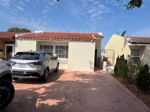 7126 W 17th Ct, Hialeah, FL 33014 photo 1