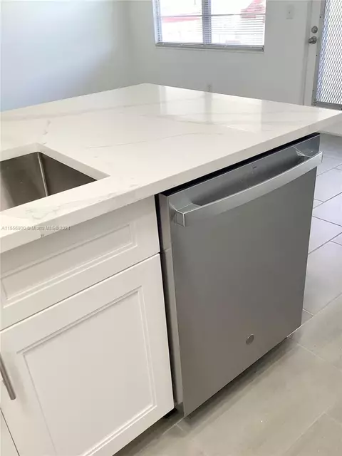 Kitchen - 184 Brighton E #184, Boca Raton, FL 33434 photo 5 of 8