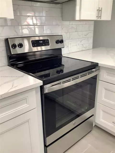 Kitchen - 184 Brighton E #184, Boca Raton, FL 33434 photo 3 of 8