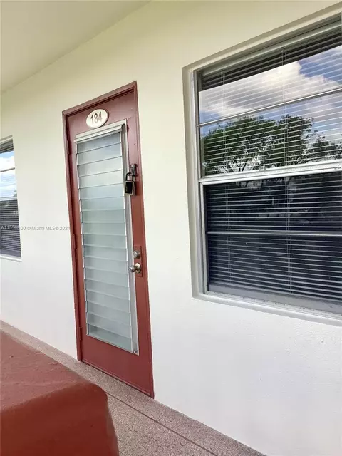 Exterior - 184 Brighton E #184, Boca Raton, FL 33434 photo 7 of 11