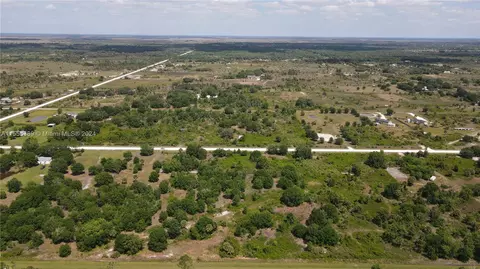 20524 NW 272nd St, Okeechobee, FL 34972 photo 8