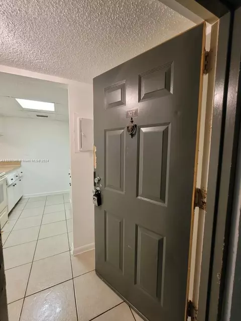 1750 N Congress Ave #107, West Palm Beach, FL 33401