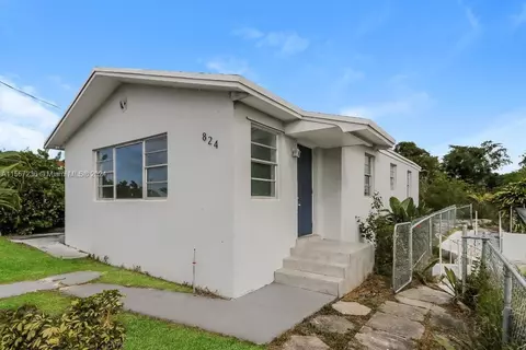 824 Martin Luther King Jr Blvd, Riviera Beach, FL 33404