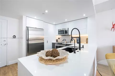 111 E Flagler St #708, Miami, FL 33131