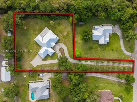 2526 SW 21st Ct, Okeechobee, FL 34974 photo 3