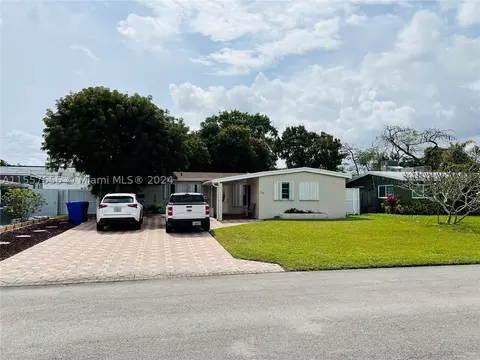 7080 Wilson St, Hollywood, FL 33024