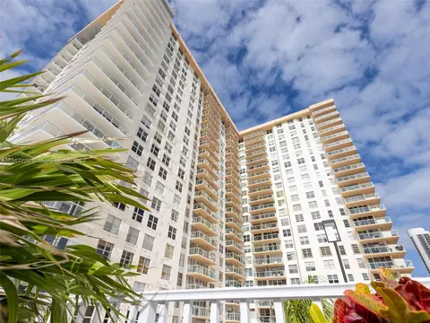 230 174th St #1115, Sunny Isles Beach, FL 33160