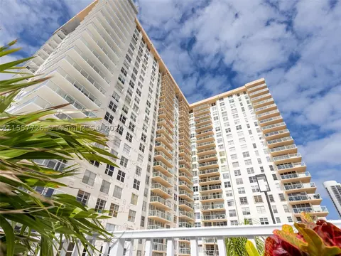 230 174th St #1115, Sunny Isles Beach, FL 33160