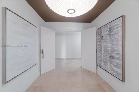 Entry Way - Undisclosed, Key Biscayne, FL 33149 photo 2 of 3
