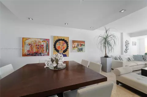 Dining - Undisclosed, Key Biscayne, FL 33149 photo 1 of 3