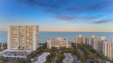 View/Area - Undisclosed, Key Biscayne, FL 33149 photo 6 of 9