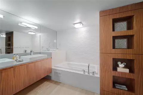 Bath - Undisclosed, Key Biscayne, FL 33149 photo 1 of 6