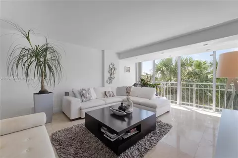 Living - Undisclosed, Key Biscayne, FL 33149 photo 4 of 6
