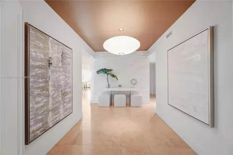 Undisclosed, Key Biscayne, FL 33149