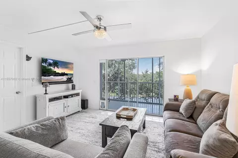 1101 SW 128th Ter #306C, Pembroke Pines, FL 33027