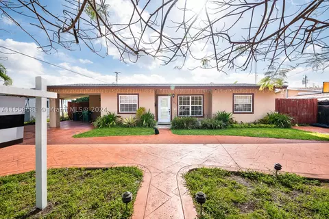 3411 SW 105th Ct, Miami, FL 33165