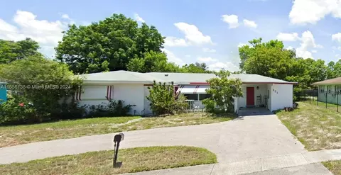 621 E Melrose Cir, Fort Lauderdale, FL 33312