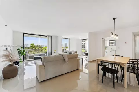 3300 NE 192nd St #612, Aventura, FL 33180