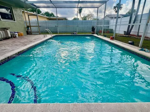 8701 NW 7th Ct, Pembroke Pines, FL 33024
