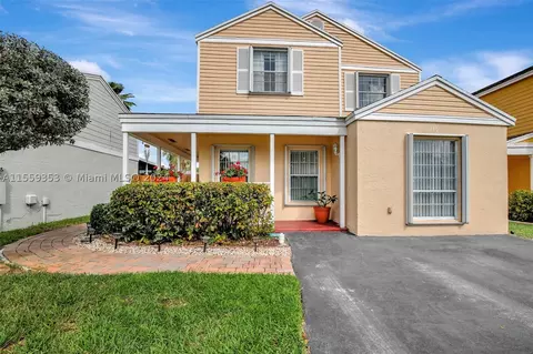 246 SW 159th Ave, Sunrise, FL 33326