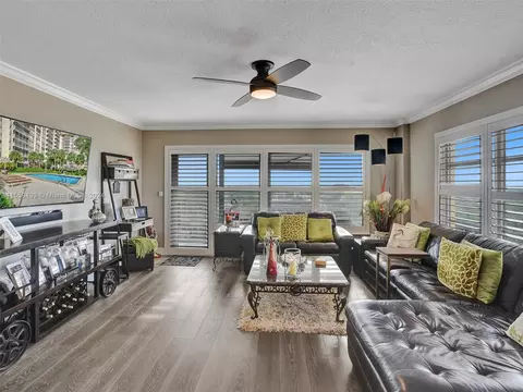 10777 W Sample Rd #1219, Coral Springs, FL 33065