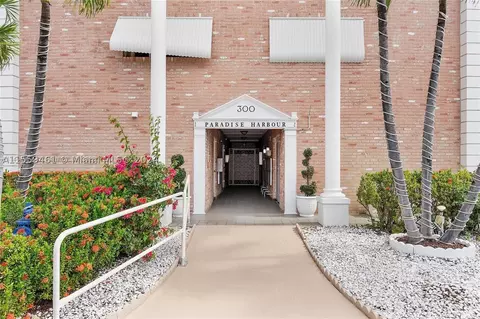 300 Golden Isles Dr #317, Hallandale Beach, FL 33009