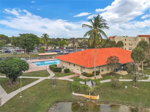 1830 N Lauderdale Ave #4217, North Lauderdale, FL 33068