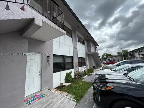 13351 SW 17th Ln #3-2, Miami, FL 33175