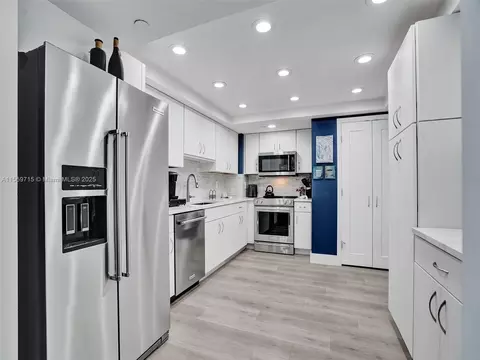 3200 N Port Royale Dr N #908, Fort Lauderdale, FL 33308