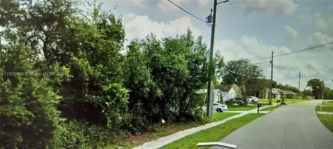 1320 Ferendina, Deltona, FL 32725