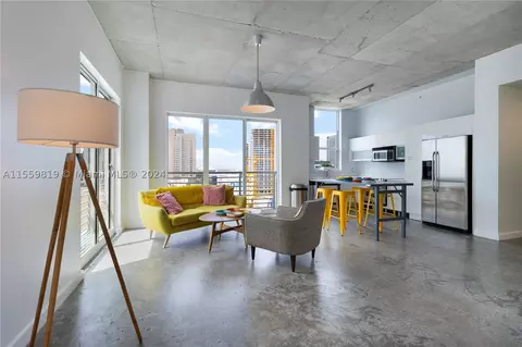 133 NE 2nd Ave #1819, Miami, FL 33132