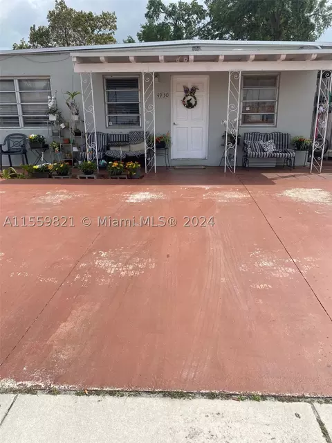 4930 NW 4th St, Miami, FL 33126