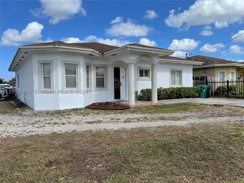 18819 NW 37th Ave, Miami Gardens, FL 33056