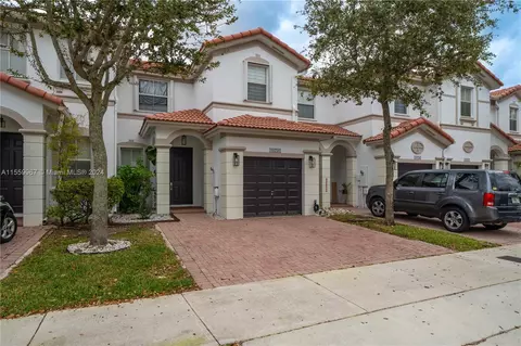 10750 NW 80th Ln #10750, Doral, FL 33178