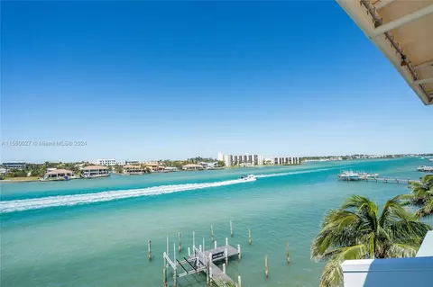 View/Area - 19669 Beach Rd #B, Jupiter, FL 33469 photo 10 of 12