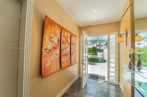 Entry Way - 19669 Beach Rd #B, Jupiter, FL 33469 photo 1 of 1