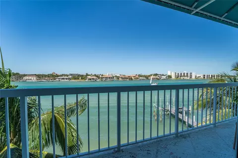 View/Area - 19669 Beach Rd #B, Jupiter, FL 33469 photo 8 of 12