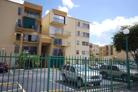 4525 W 20th Ave #523, Hialeah, FL 33012