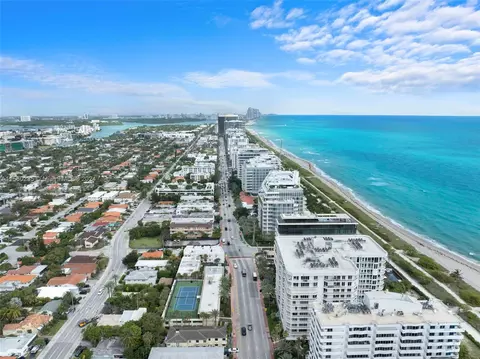 View/Area - 8925 Collins Ave #2J, Surfside, FL 33154 photo 3 of 5