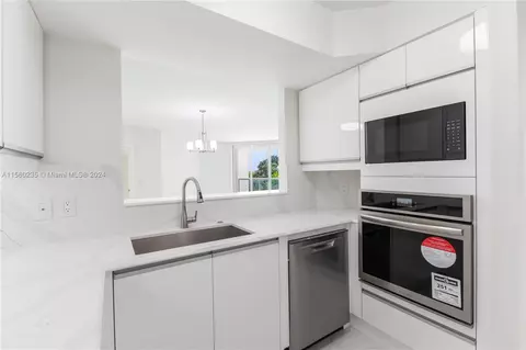 Kitchen - 8925 Collins Ave #2J, Surfside, FL 33154 photo 4 of 6