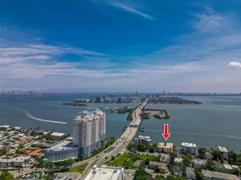 7845 NE Bayshore Ct #10, Miami, FL 33138