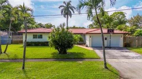 401 SW 55th Ter, Plantation, FL 33317