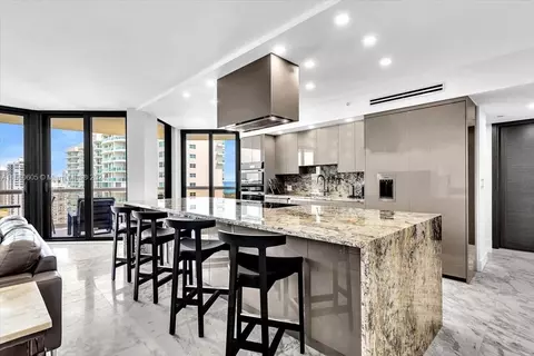 20191 E Country Club Dr #2403, Aventura, FL 33180
