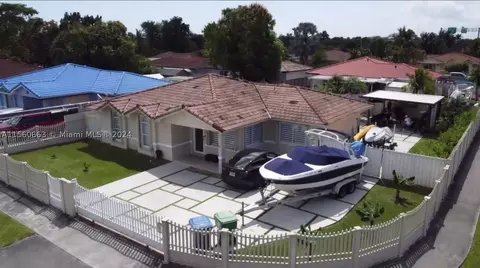 11380 SW 180th St, Miami, FL 33157