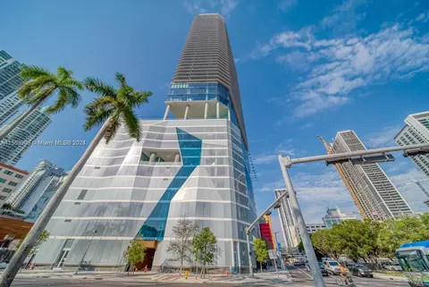 398 NE 5th St #4006, Miami, FL 33132
